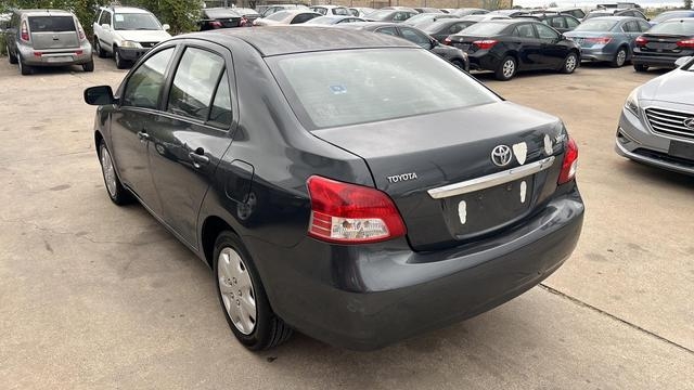 Toyota Yaris 2010 price $5,000