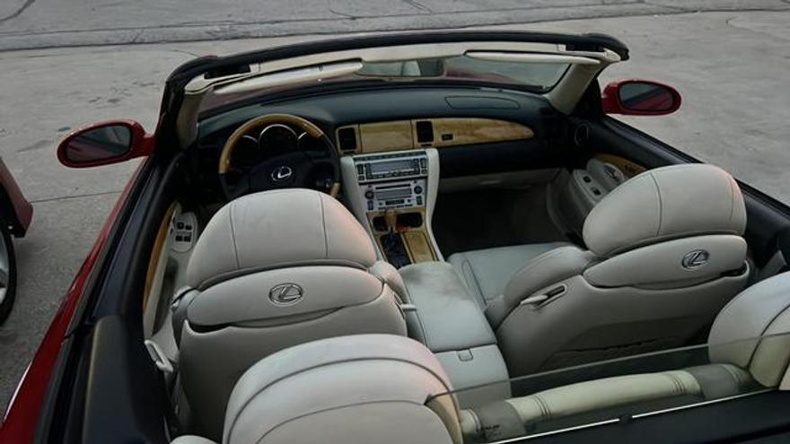 Lexus SC 2002 price $7,000