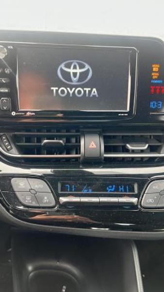 Toyota C-HR 2018 price $16,500