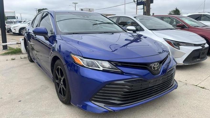 Toyota Camry 2018 price $20,000