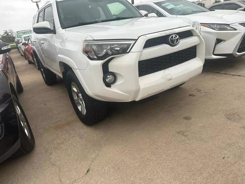 Toyota 4Runner 2015 price $17,500