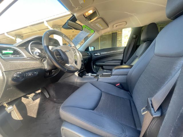 Chrysler 300 2018 price $0