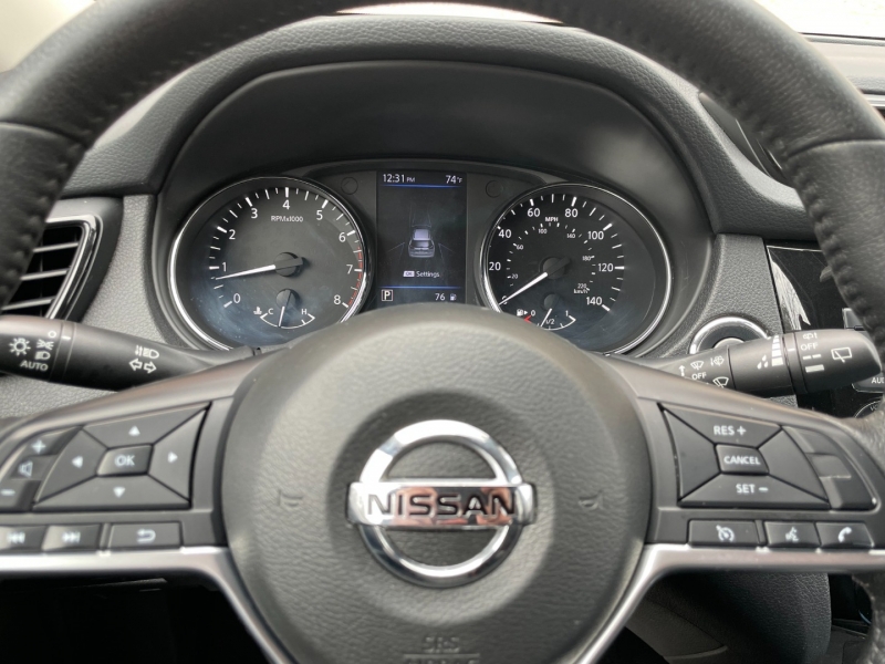 Nissan Rogue 2019 price $18,500