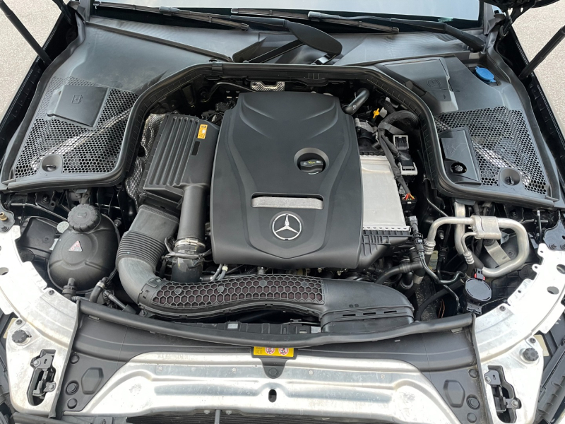 Mercedes-Benz C-Class 2017 price $17,900