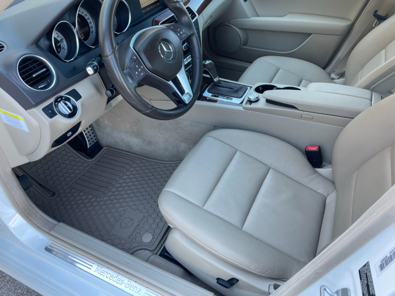 Mercedes-Benz C-Class 2014 price $10,900