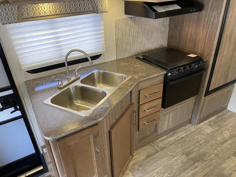 JAYCO ENVOY 100 26D 2018 price $66,950