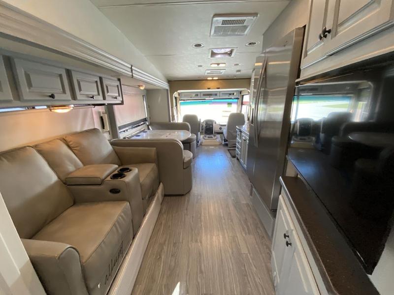 THOR MOTOR COACH OUTLAW 38RE 2015 price $79,999