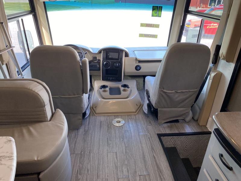 THOR MOTOR COACH OUTLAW 38RE 2015 price $79,999
