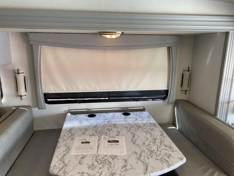 THOR MOTOR COACH OUTLAW 38RE 2015 price $79,999