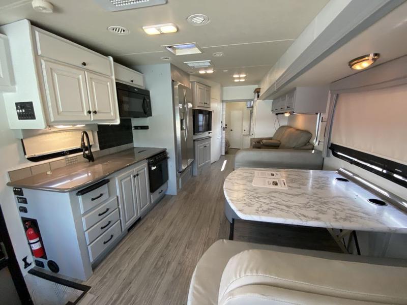 THOR MOTOR COACH OUTLAW 38RE 2015 price $79,999