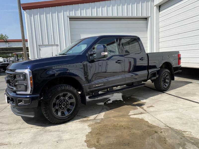 FORD F250 LARIAT 2023 price $72,950