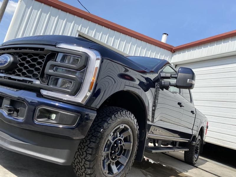 FORD F250 LARIAT 2023 price $72,950