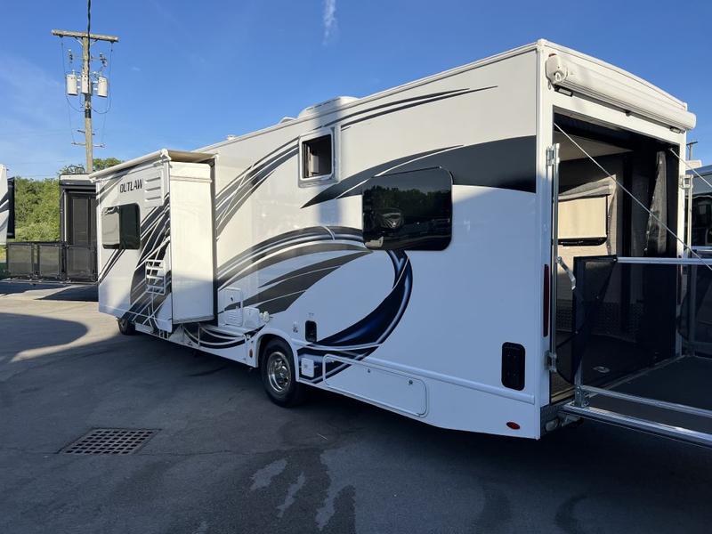 THOR MOTOR COACH OUTLAW 29J 2022 price $104,950