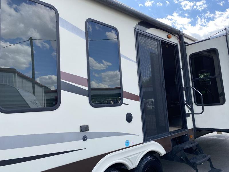  DESTINATION 2015 price $25,950