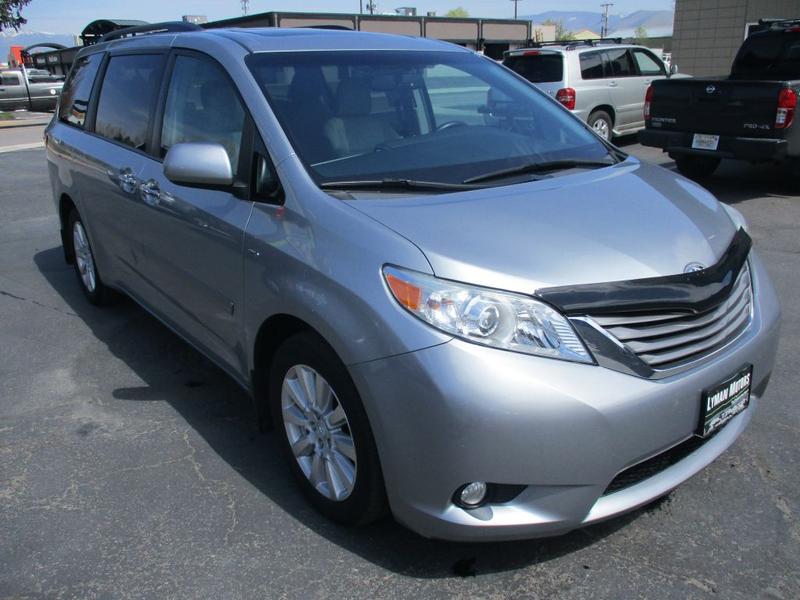 TOYOTA SIENNA 2017 price Call for price