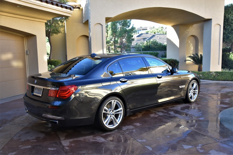 BMW 7-Series 2010 price $19,800