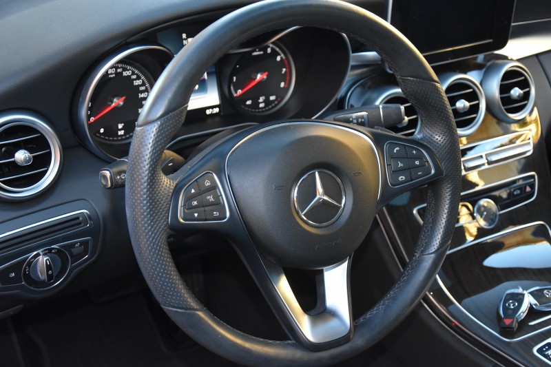 Mercedes-Benz C-Class 2015 price $25,800