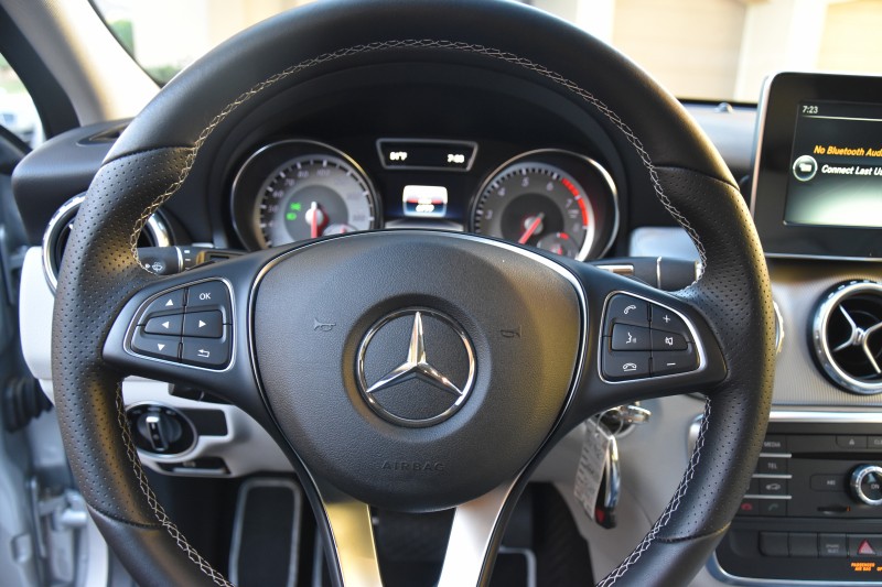 Mercedes-Benz GLA 2016 price $27,500