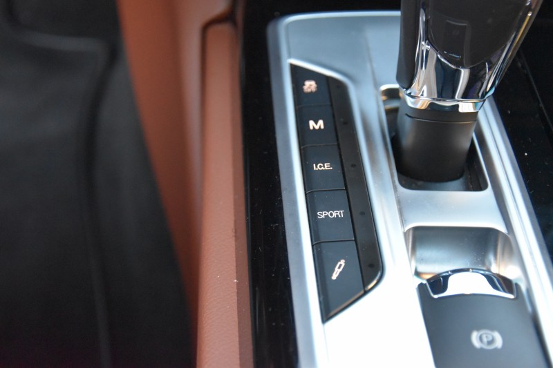 Maserati Quattroporte 2015 price $43,800