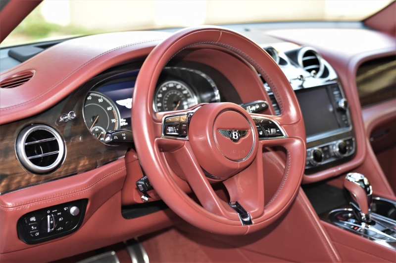 Bentley Bentayga 2018 price $134,900