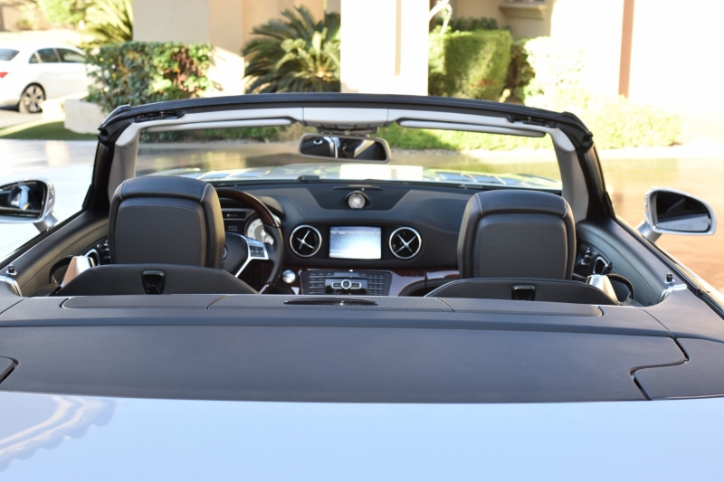 Mercedes-Benz SL-Class 2014 price $56,800