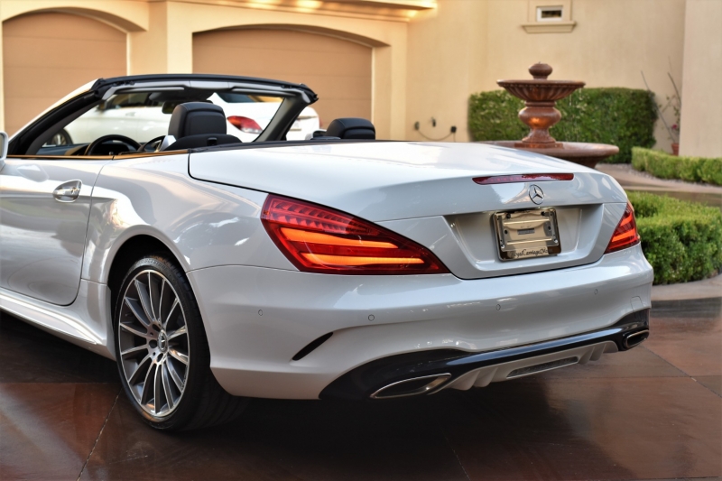 Mercedes-Benz SL 2019 price $79,800