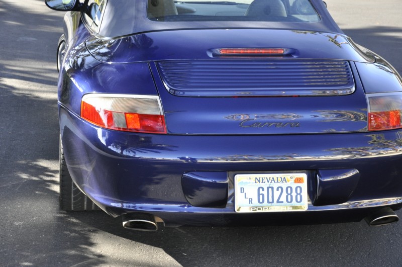 Porsche 911 Carrera 2002 price $31,500