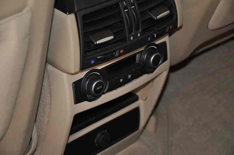 BMW X5 2007 price $33,800