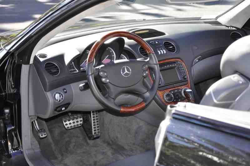 Mercedes-Benz SL600 2004 price $43,900