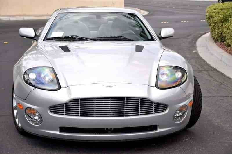 Aston Martin Vanquish 2003 price $87,500