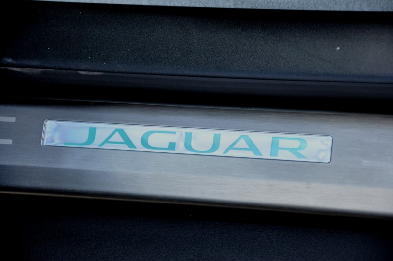Jaguar F-TYPE 2014 price $80,500