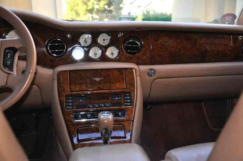 Bentley Arnage 2000 price $32,900