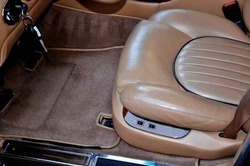 Bentley Arnage 2000 price $32,900
