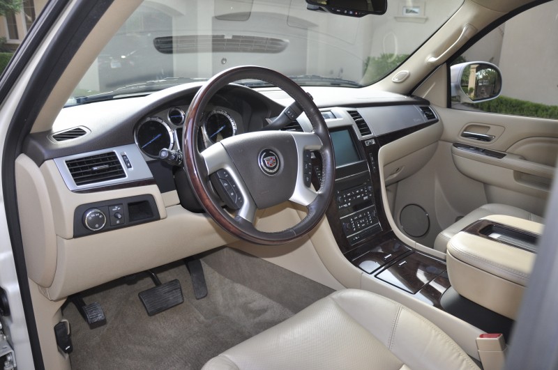 Cadillac Escalade luxury 2012 price $48,900