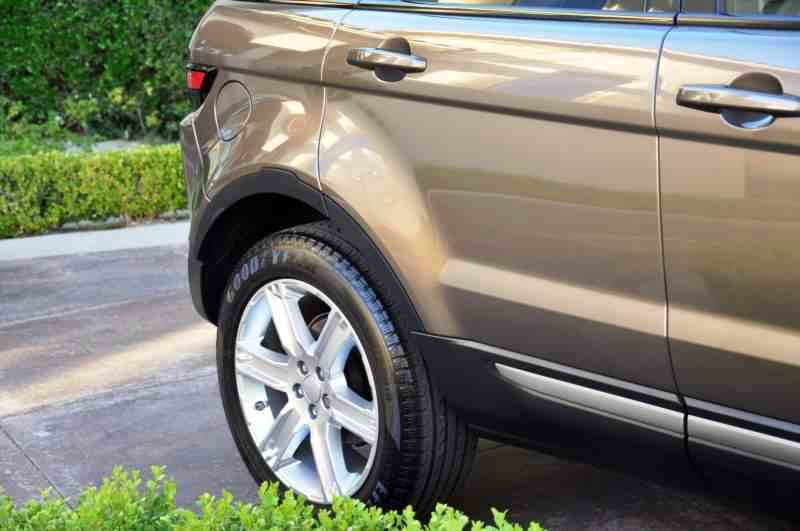 Land Rover Range Rover Evoque 2015 price $43,800