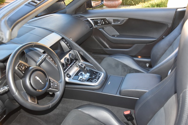Jaguar F-TYPE 2015 price $46,900
