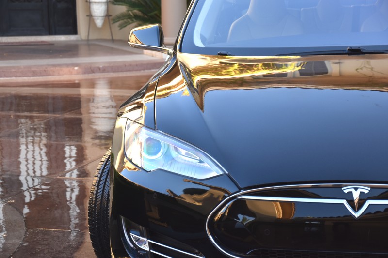 Tesla Model S 2013 price $47,500