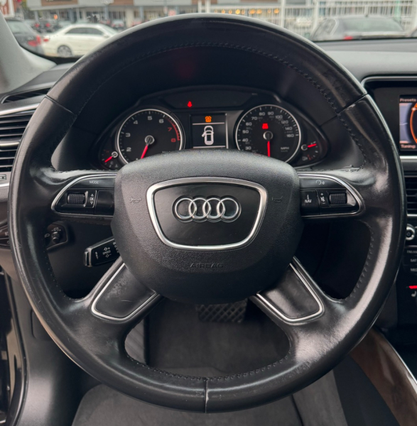 Audi Q5 2014 price $9,990