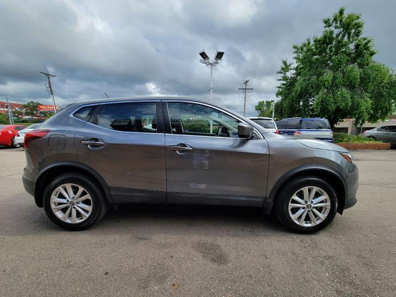 NISSAN ROGUE SPORT 2019 price $13,750