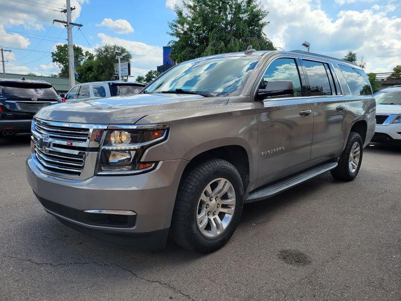 CHEVROLET SUBURBAN 2018 price $19,995