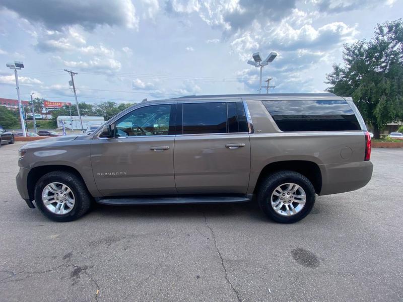 CHEVROLET SUBURBAN 2018 price $19,995