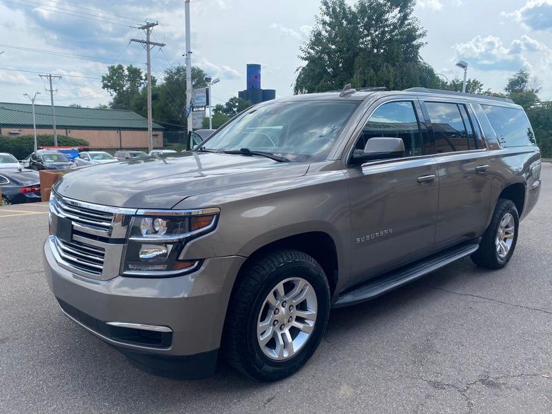 CHEVROLET SUBURBAN 2018 price $19,995