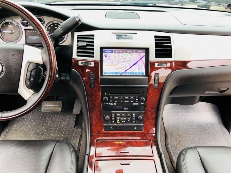 Cadillac Escalade 2014 price $31,399