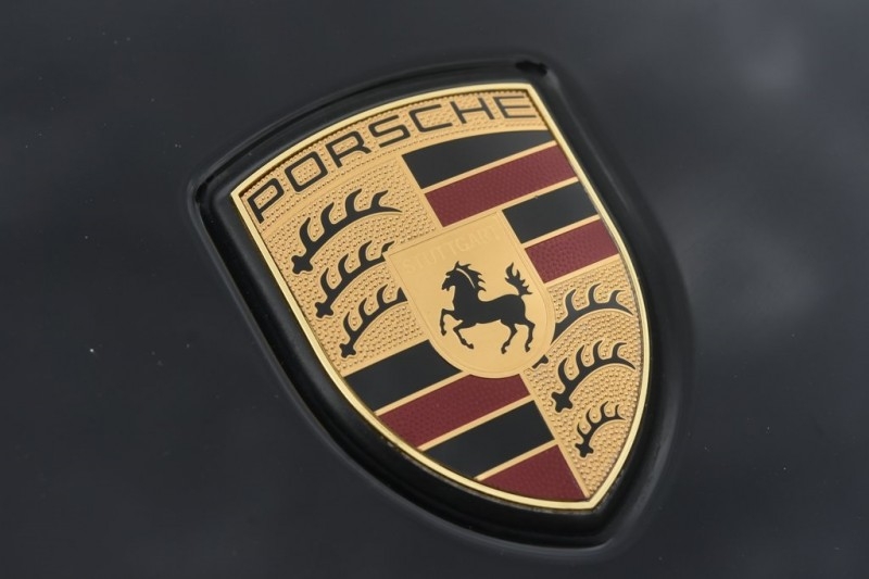 Porsche Cayenne 2014 price $31,999