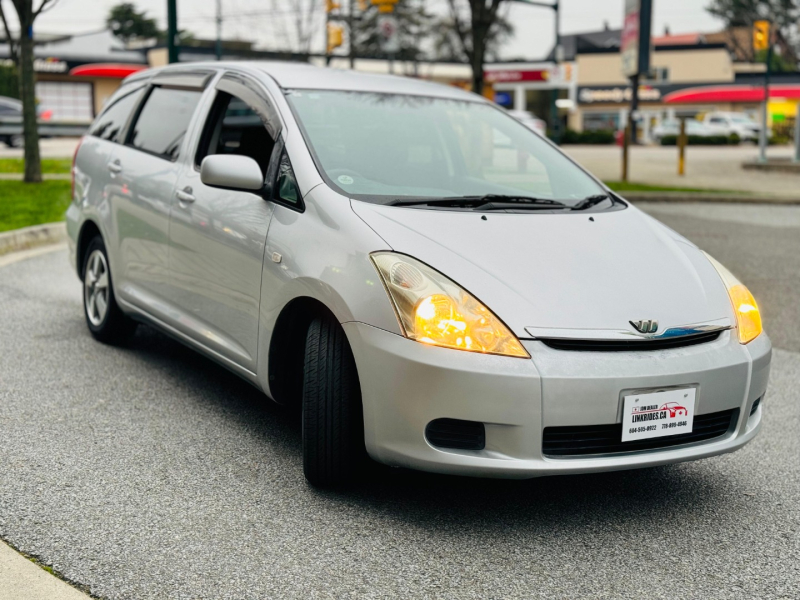 Toyota WISH 2004 price $7,250