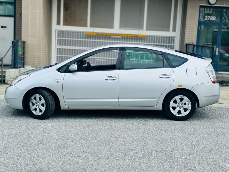 Toyota Prius 2008 price $8,250