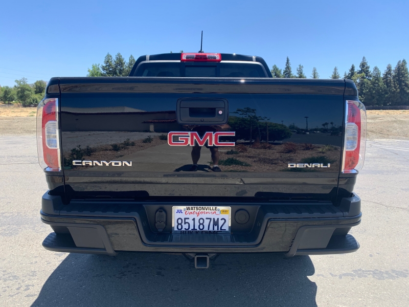 GMC Canyon 2018 price $33,900