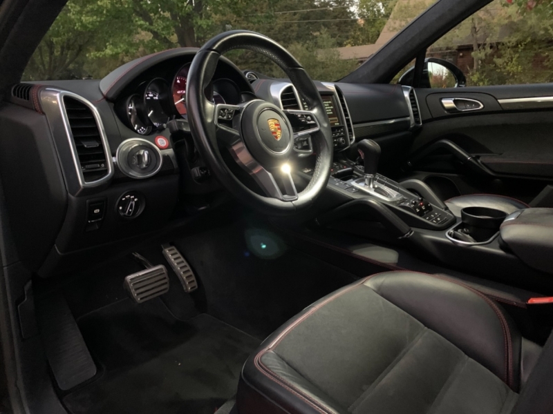 Porsche Cayenne 2016 price $52,900