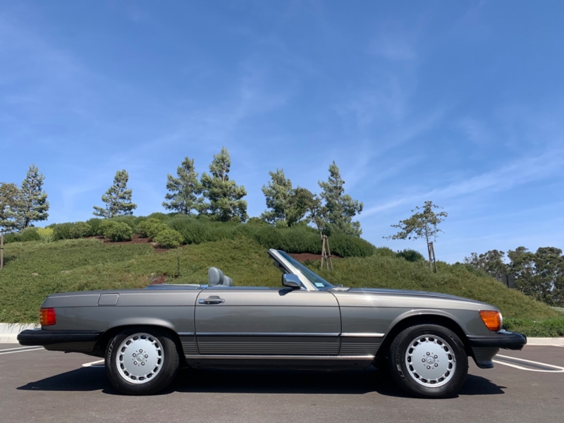 Mercedes-Benz R107 1988 price $49,900