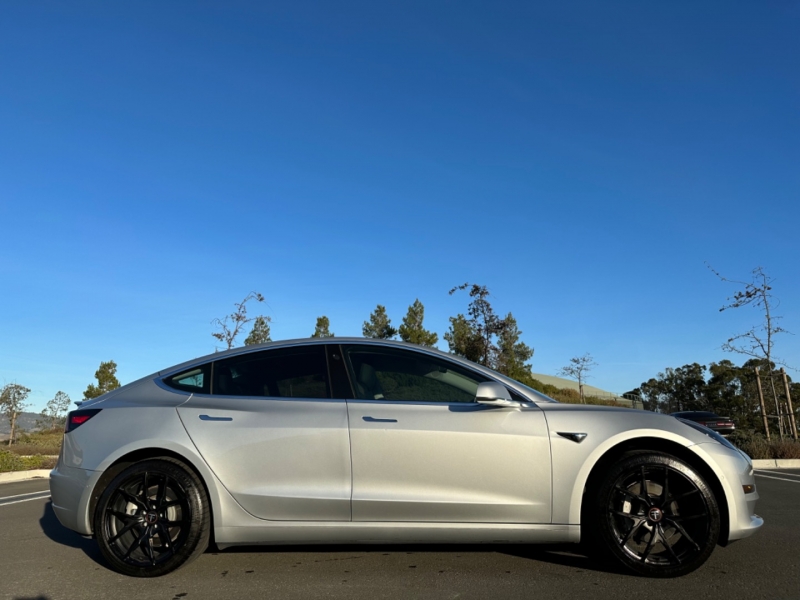 Tesla Model 3 2018 price $36,900